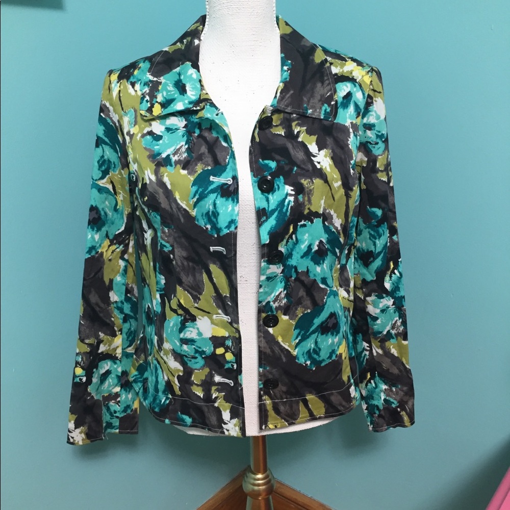 NWOT RQT floral  jacket